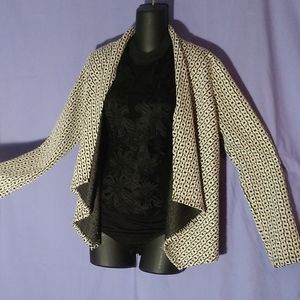 NY Collection, size M, black&white shrug/jacket